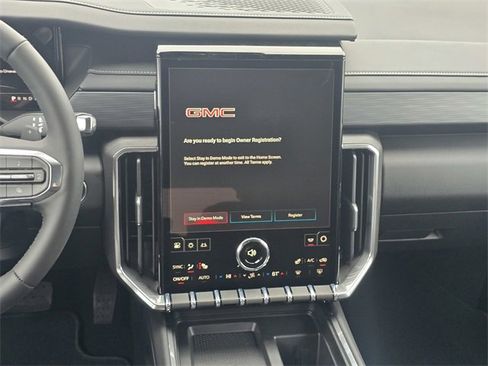 New 2026 GMC Acadia Elevation image 15