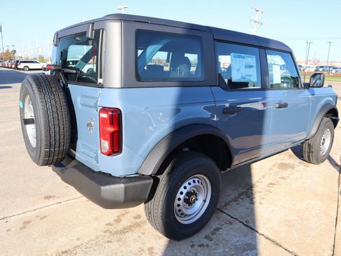 New 2025 Ford Bronco 4-Door image 20
