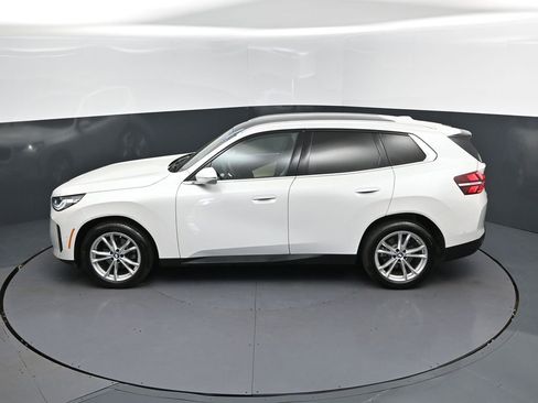 Certified 2025 BMW X3 xDrive30i AWD/4WD image 32