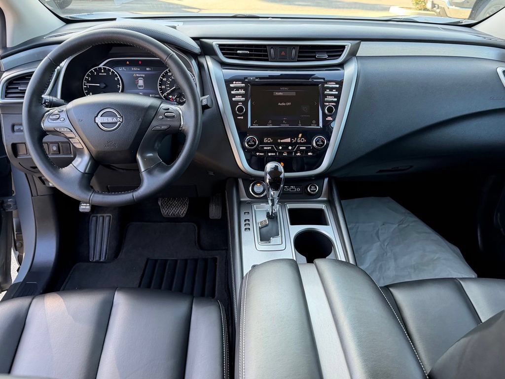 Used 2024 Nissan Murano SV w/ SV Midnight Edition Package FWD image 19