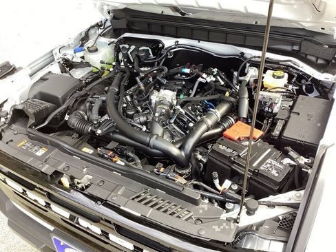 New 2025 Ford Bronco Outer Banks image 22