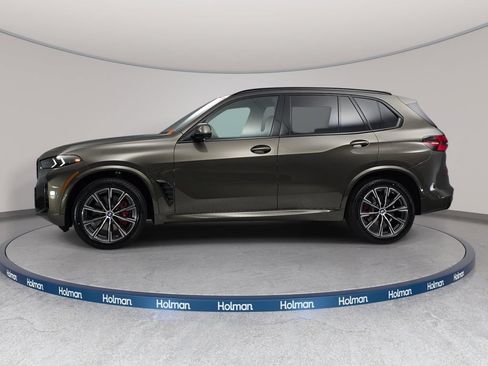 New 2026 BMW X5 xDrive40i w/ M Sport Package AWD/4WD image 8