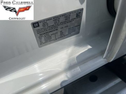 Used 2017 Chevrolet Silverado 1500 LTZ AWD/4WD image 38