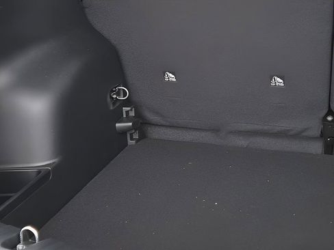 New 2026 Jeep Compass Latitude image 8