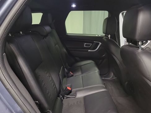 Used 2019 Land Rover Discovery Sport SE AWD/4WD image 31