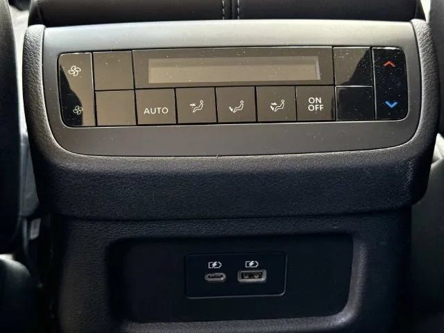 Certified 2025 Nissan Pathfinder SV AWD/4WD image 21