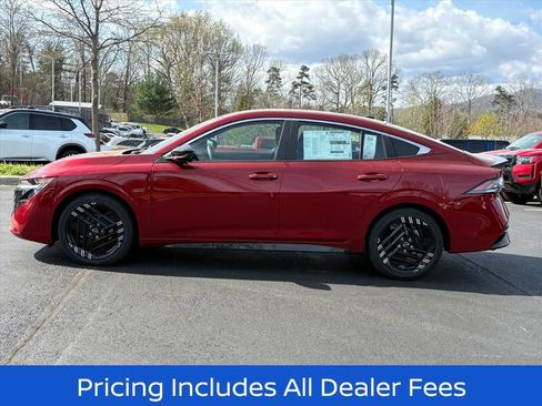 New 2026 Nissan Sentra SR FWD image 5