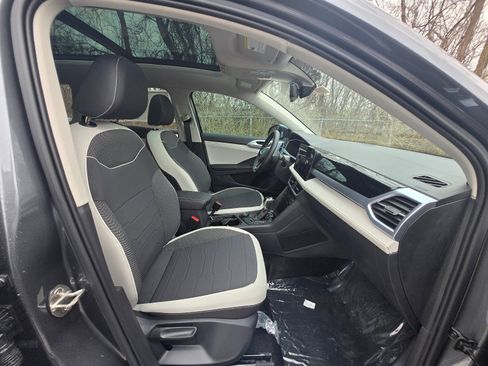 New 2026 Volkswagen Taos SE AWD/4WD image 10