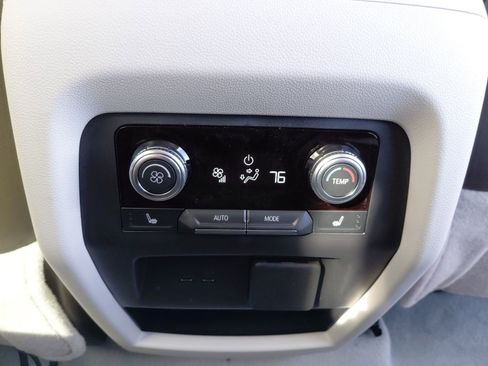 New 2026 GMC Acadia Denali w/ Super Cruise Package image 33