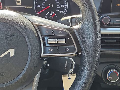 Used 2024 Kia Forte LXS image 19