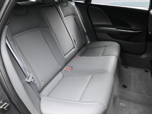 Used 2024 Lucid Air Pure RWD image 25