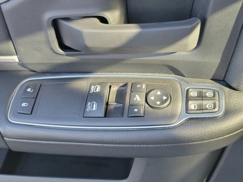 New 2024 RAM 2500 Tradesman w/ Chrome Appearance Group image 24