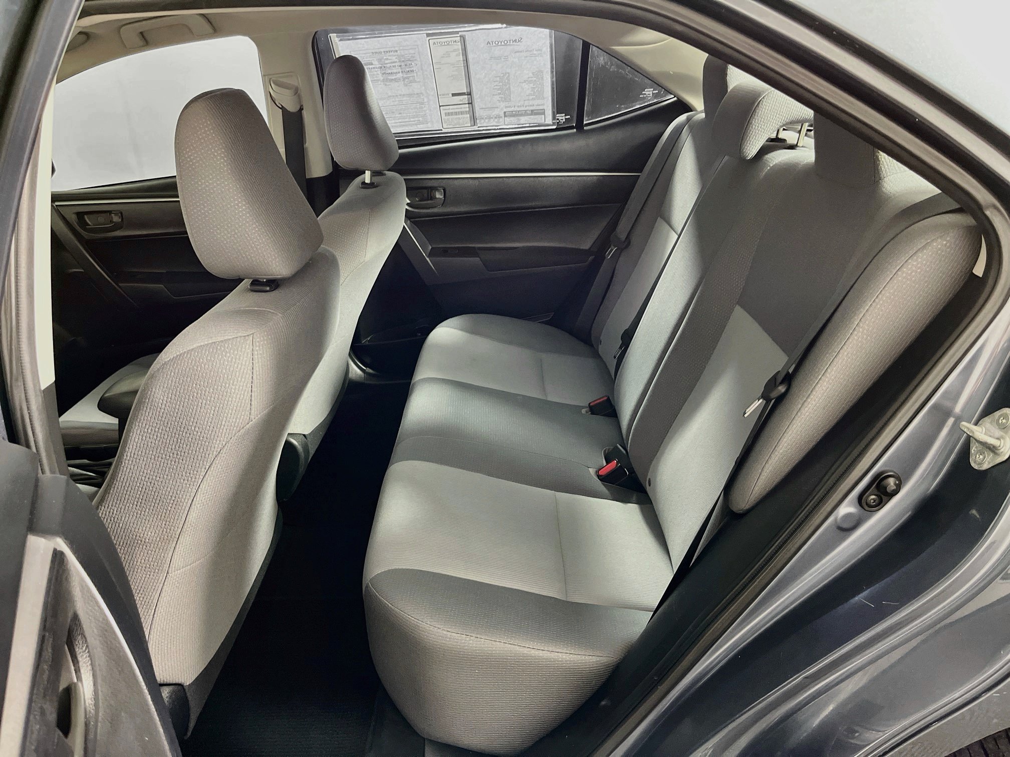 Used 2014 Toyota Corolla L FWD image 27