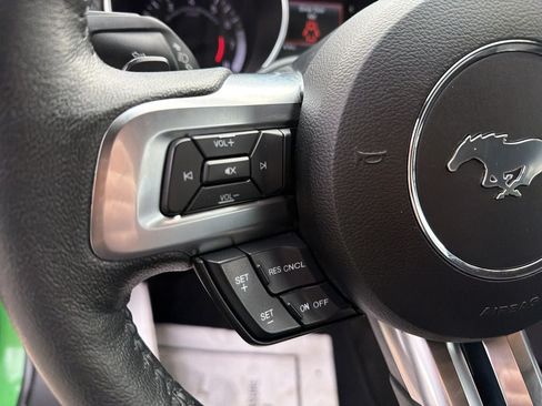 Used 2019 Ford Mustang Coupe RWD image 18