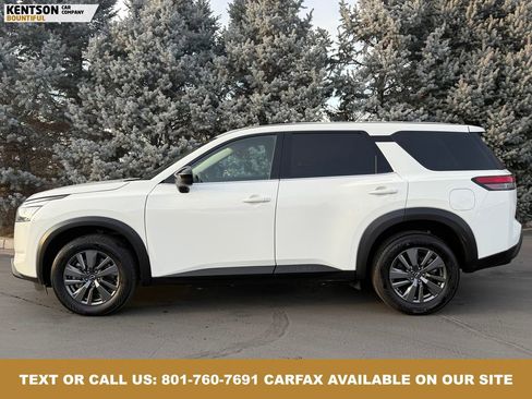 Used 2024 Nissan Pathfinder S image 4