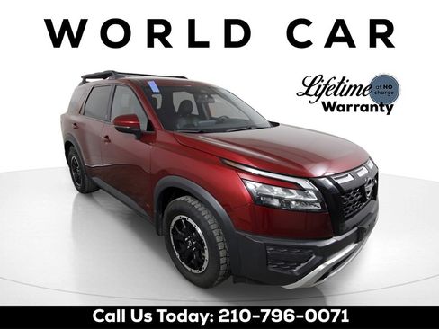 Used 2024 Nissan Pathfinder Rock Creek image 1