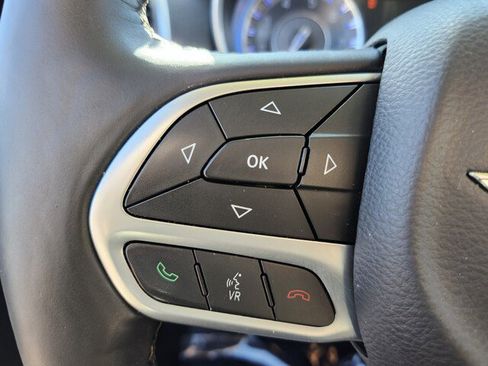 Used 2017 Chrysler 300 C w/ Safetytec Plus Group image 18