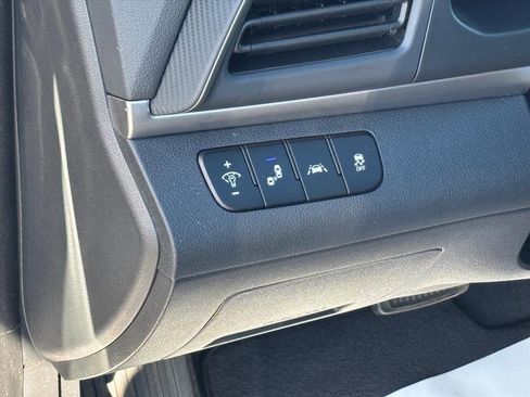 Used 2019 Hyundai Elantra SEL w/ Cargo Package image 8