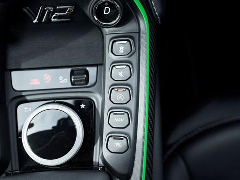 Used 2023 Aston Martin V12 Vantage image 77