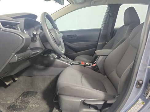 Used 2022 Toyota Corolla LE image 12