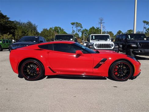 Used 2019 Chevrolet Corvette Grand Sport image 3