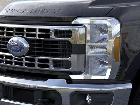 New 2026 Ford F350 XL w/ XL Chrome Package AWD/4WD image 17