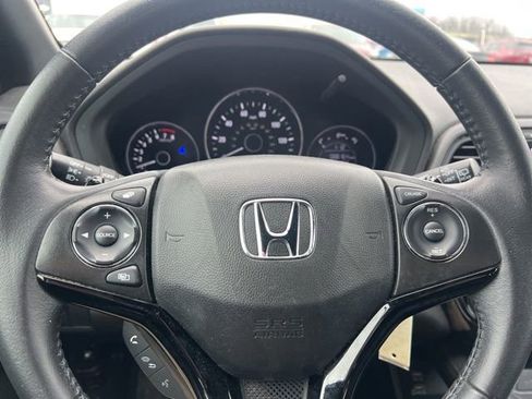 Used 2019 Honda HR-V Sport image 11