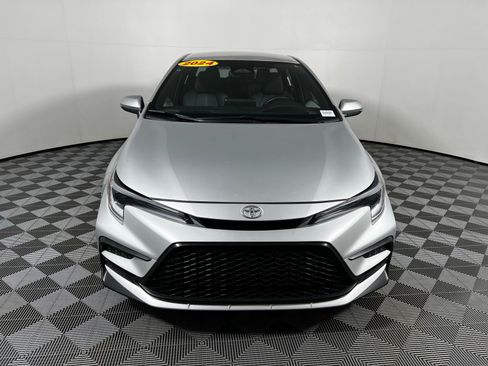 Used 2024 Toyota Corolla SE image 2