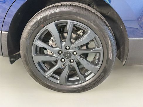 Used 2023 Chevrolet Equinox RS image 35