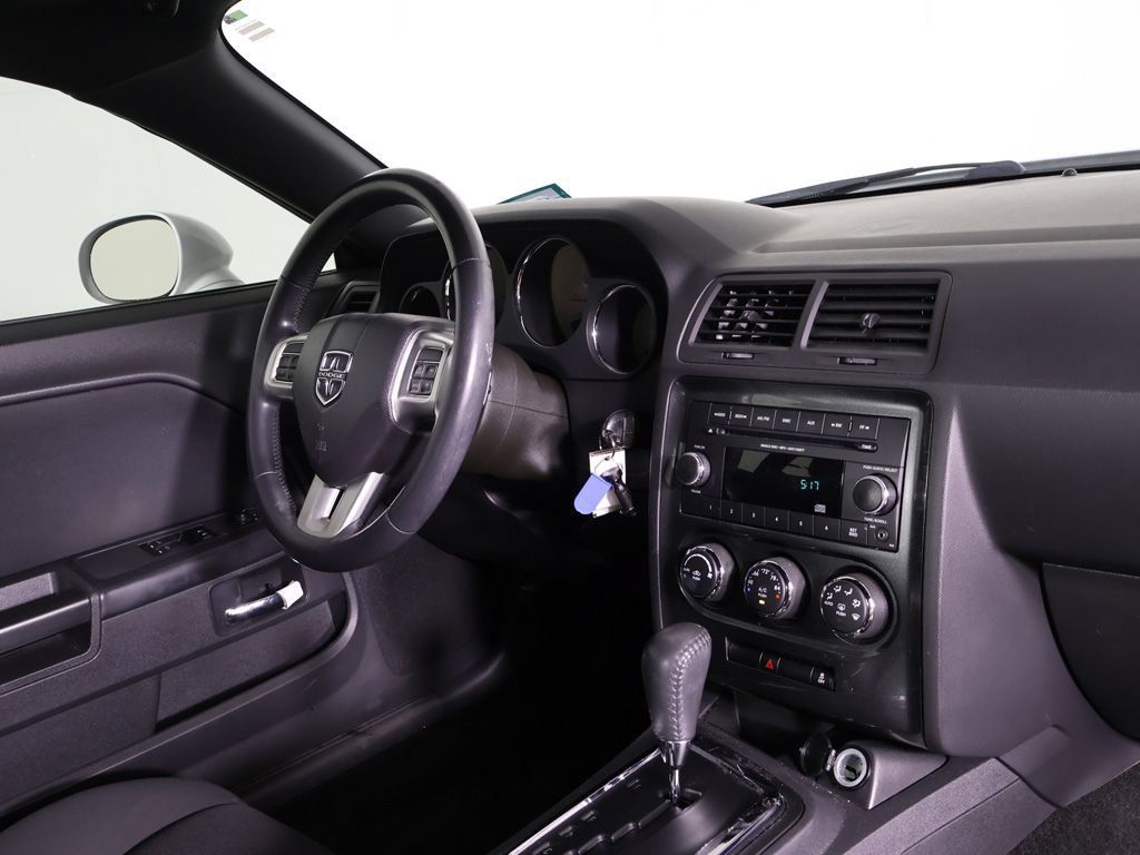 Used 2012 Dodge Challenger SXT RWD image 23