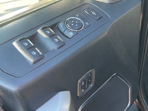 Used 2019 Ford F250 Lariat w/ Lariat Value Package image 18