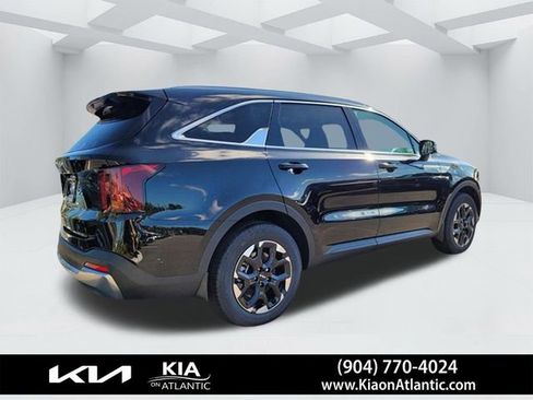 New 2025 Kia Sorento S w/ Panoramic Sunroof Package image 12