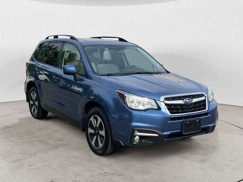 Used 2017 Subaru Forester 2.5i Premium w/ All-Weather Package AWD/4WD image 7