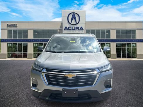 Used 2023 Chevrolet Traverse LT w/ LT Premium Package AWD/4WD image 8