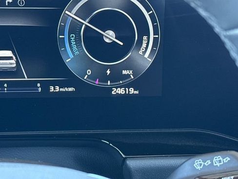 Certified 2024 Kia Niro Wind FWD image 35