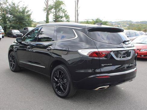 Used 2022 Buick Enclave Premium w/ Experience Buick Package image 6