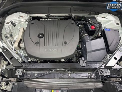 Used 2025 Volvo XC60 B5 Plus image 6