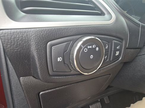 Used 2022 Ford Edge SEL w/ Convenience Package image 19