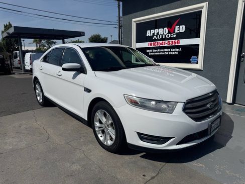 Used 2013 Ford Taurus SEL FWD image 1
