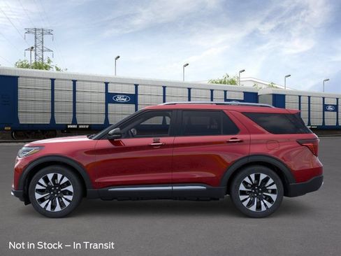 New 2026 Ford Explorer Platinum w/ LUX Leather Package AWD/4WD image 3
