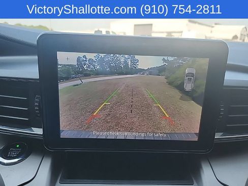 Used 2021 Ford Explorer XLT w/ Equipment Group 202A RWD image 6