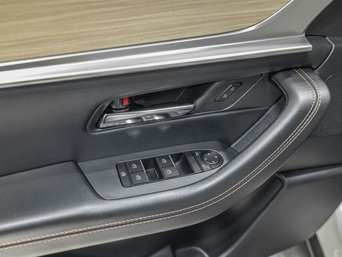 Used 2025 MAZDA CX-90 3.3 Turbo w/ Preferred Package image 13