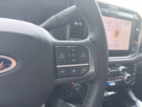 Used 2025 Ford F250 Lariat w/ Black Appearance Package AWD/4WD image 25