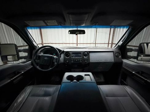 Used 2016 Ford F250 XL w/ Power Equipment Group image 16