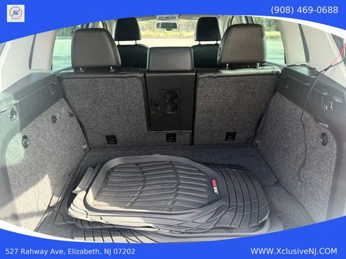 Used 2012 Volkswagen Tiguan S image 27
