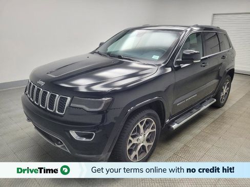 Used 2018 Jeep Grand Cherokee Limited AWD/4WD image 1