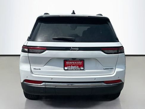 Used 2023 Jeep Grand Cherokee Limited w/ Luxury Tech Group II AWD/4WD image 7