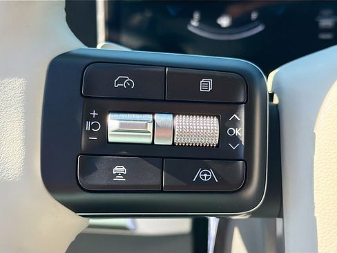 New 2026 Hyundai Santa Fe SE FWD image 32