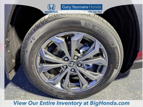 Used 2025 Toyota RAV4 Limited w/ Advanced Technology Package image 14