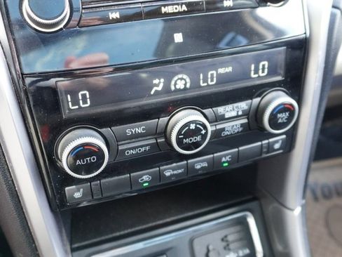 Used 2019 Subaru Ascent Limited image 25